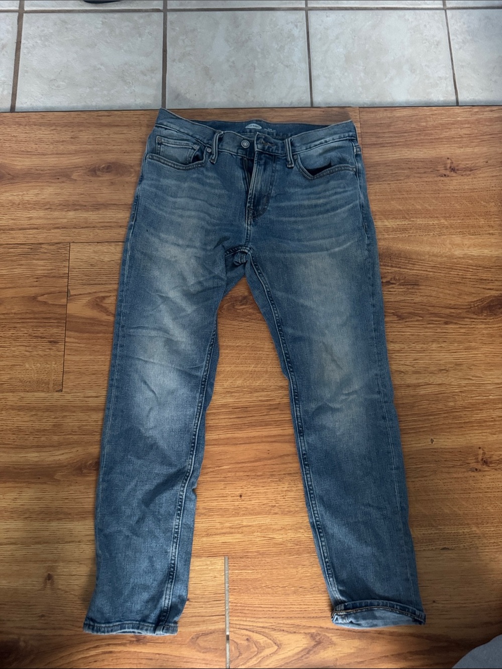 Old Navy Men's Slim Straight Washed Blue Jeans